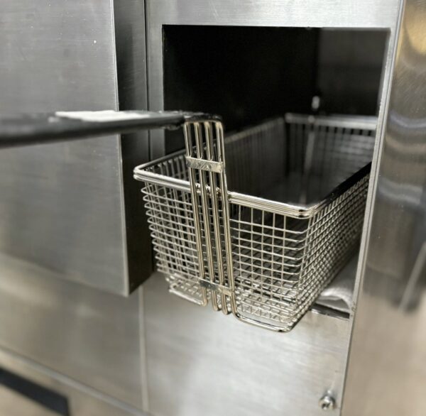 Ventless Fryer AutoFryÂ® MTI-40E FOR02073 - Image 4