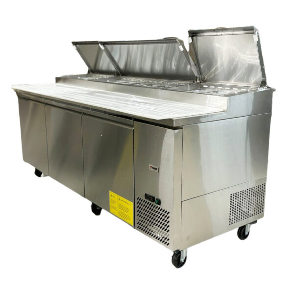 92" CHEF Three Solid Door Pizza Prep Table TPP-94 - Image 2