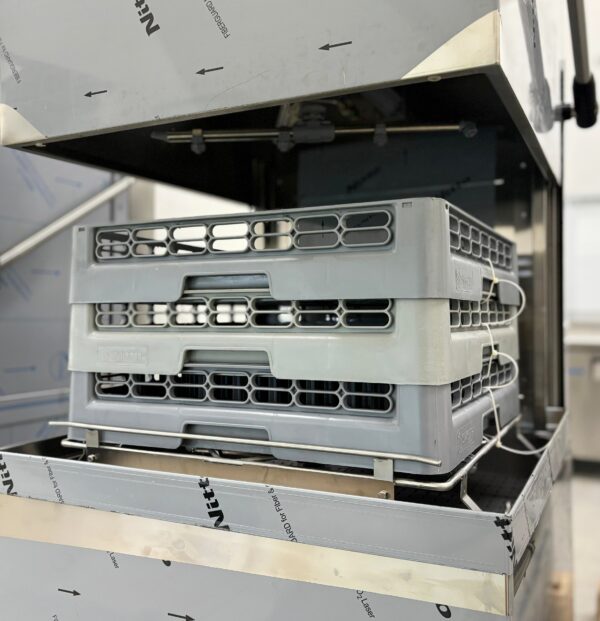 Inoksan High Temp Stand Up Dishwasher INO-BYM102N - Image 7