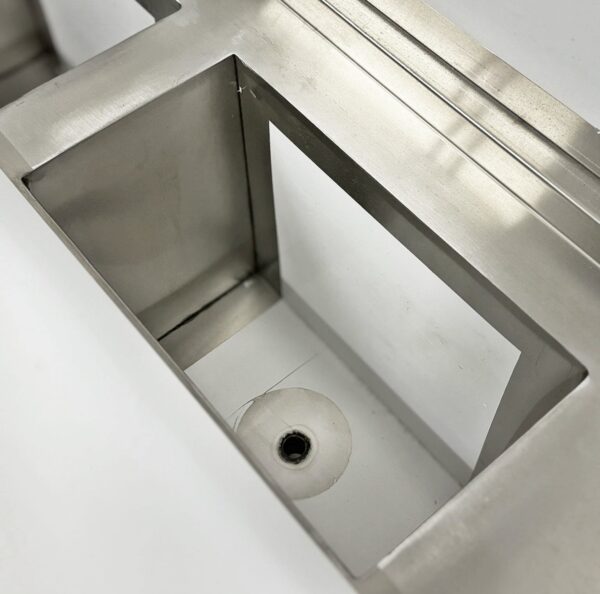 71'' Fish Washing Station without Faucet F-72 - Image 3